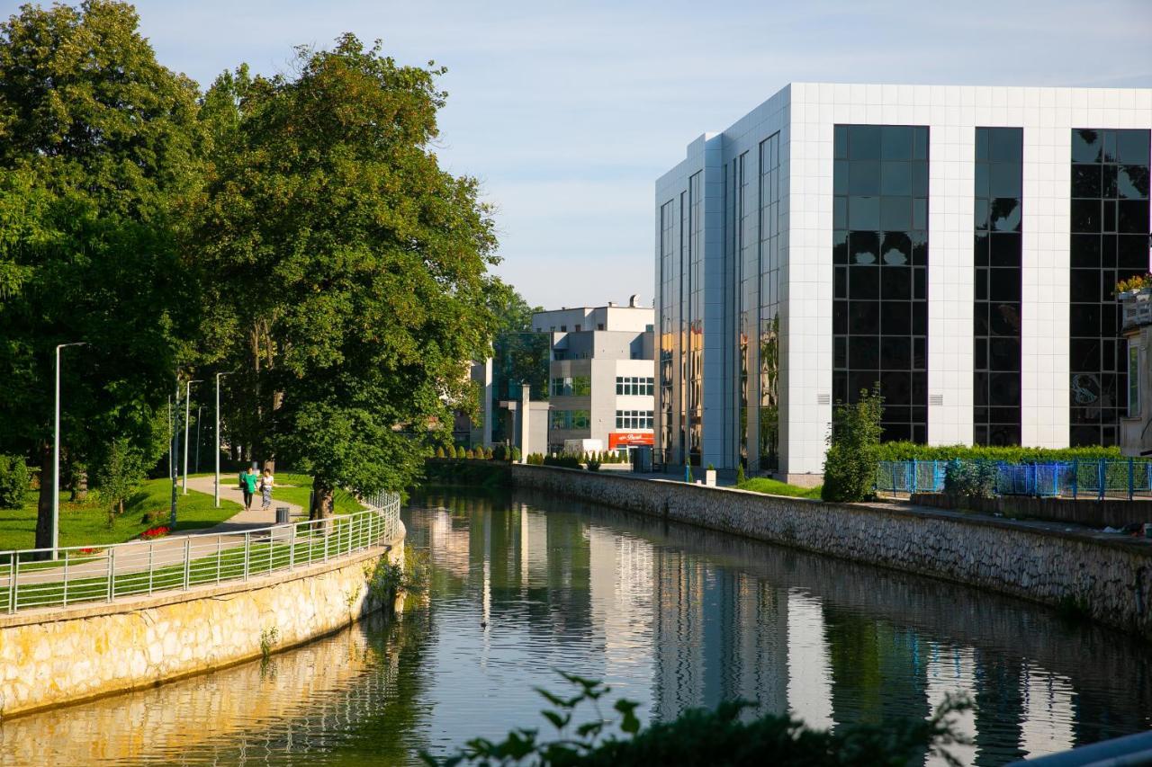 Hotel Bank Kiseljak ภายนอก รูปภาพ