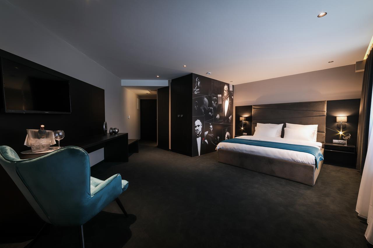Hotel Bank Kiseljak ภายนอก รูปภาพ
