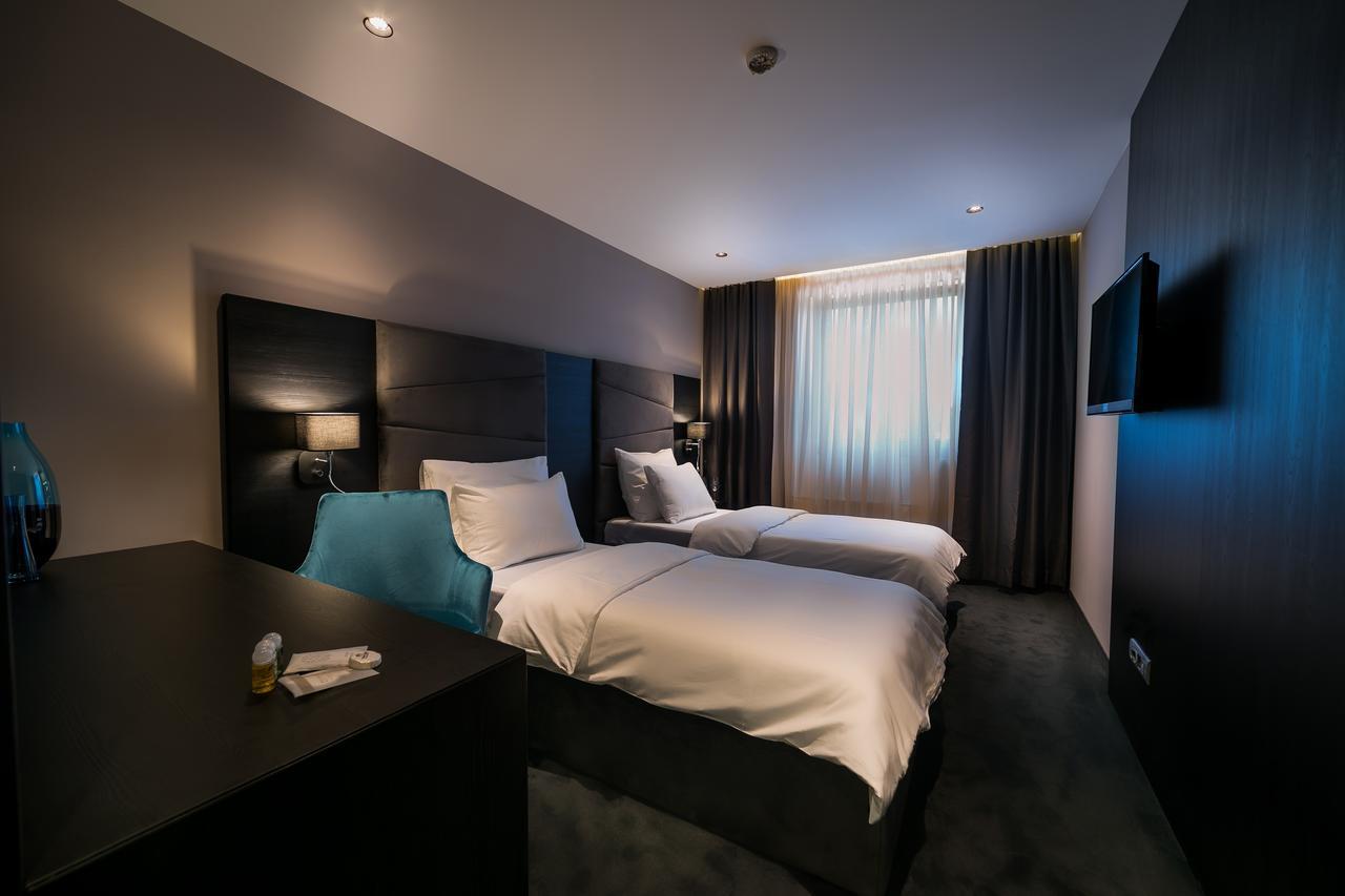 Hotel Bank Kiseljak ภายนอก รูปภาพ